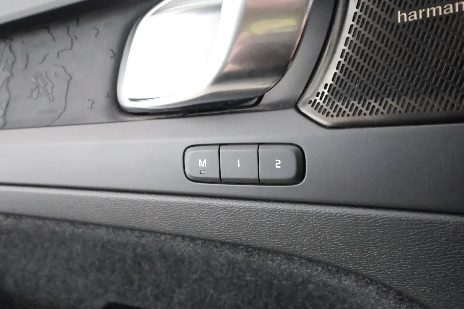 Volvo C40 2022 Recharge Twin Launch Edition aut * ACC / ILP / H&K / Lasikatto / Muistipenkki / Pixel LED / Koukku / 360° / BLIS / Navi / Keyless * - 1.Om Suomi-auto / Kahdet renkaat aluvanteilla / Huippuvarusteet - HULLUT AVAJAISHULINAT KORKOTARJOUS 3,29 %