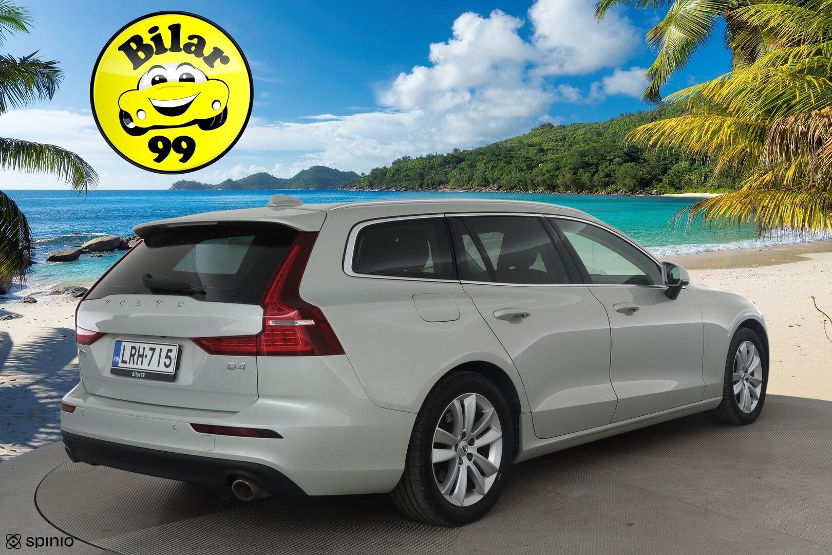 Volvo V60 2019 D4 Momentum aut *ACC / B&W / P.kamera / Full LED / Muistipenkit / Panorama / Navi / Vaaleat nahat* - Kahdet renkaat aluvanteilla