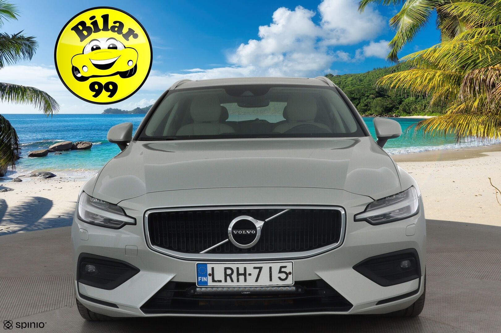 Volvo V60 2019 D4 Momentum aut *ACC / B&W / P.kamera / Full LED / Muistipenkit / Panorama / Navi / Vaaleat nahat* - Kahdet renkaat aluvanteilla