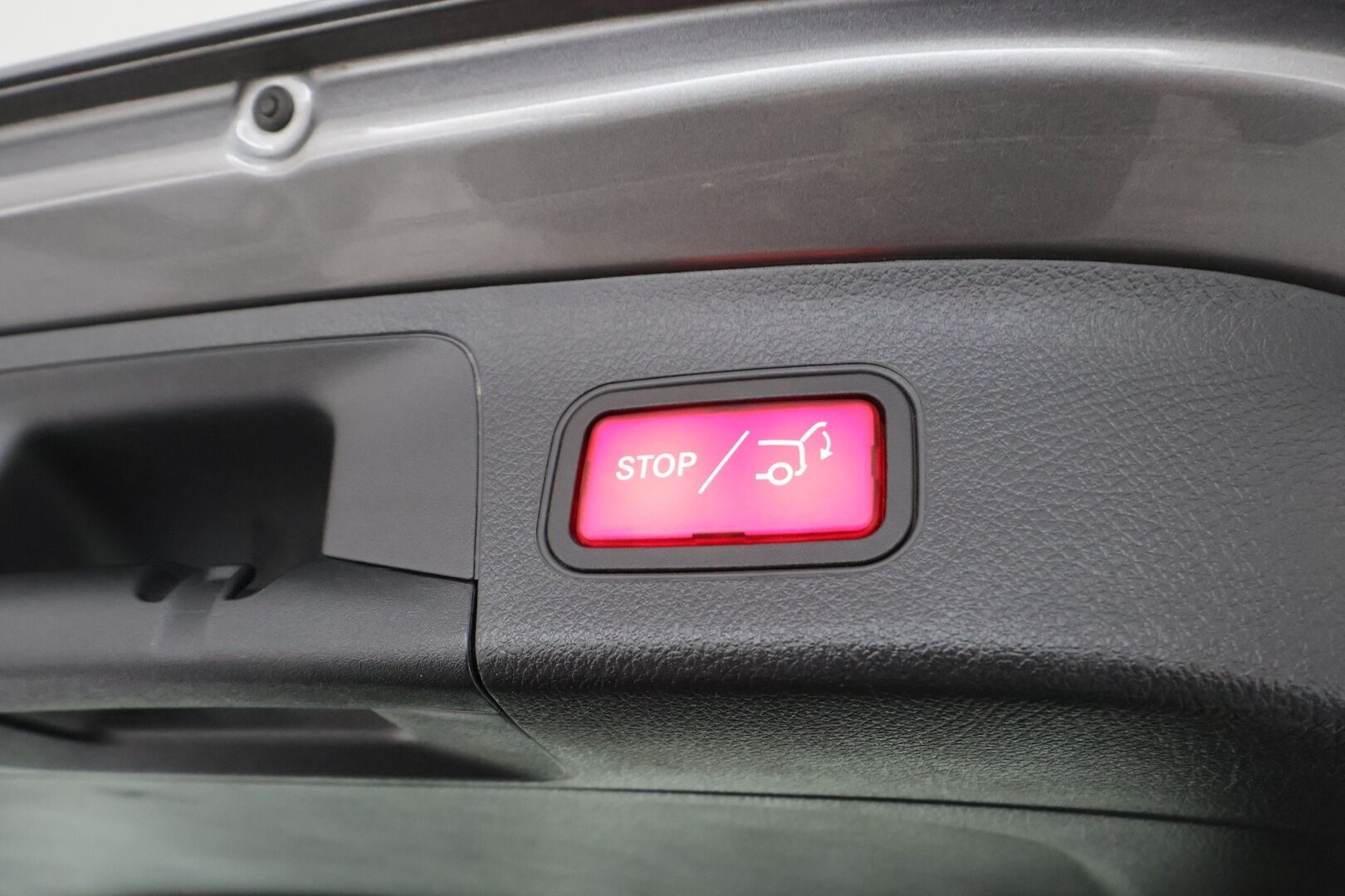 Mercedes-Benz GLA 2022 250 e A Business * Vakkari / Kaistavahti / P.Kamera / Puolinahat / LED / Sähköluukku / Lisälämmitin * - 1.Om Suomi-auto / Kahdet renkaat aluvanteilla / Juuri katsastettu - HULLUT AVAJAISHULINAT KORKOTARJOUS 3,29 %