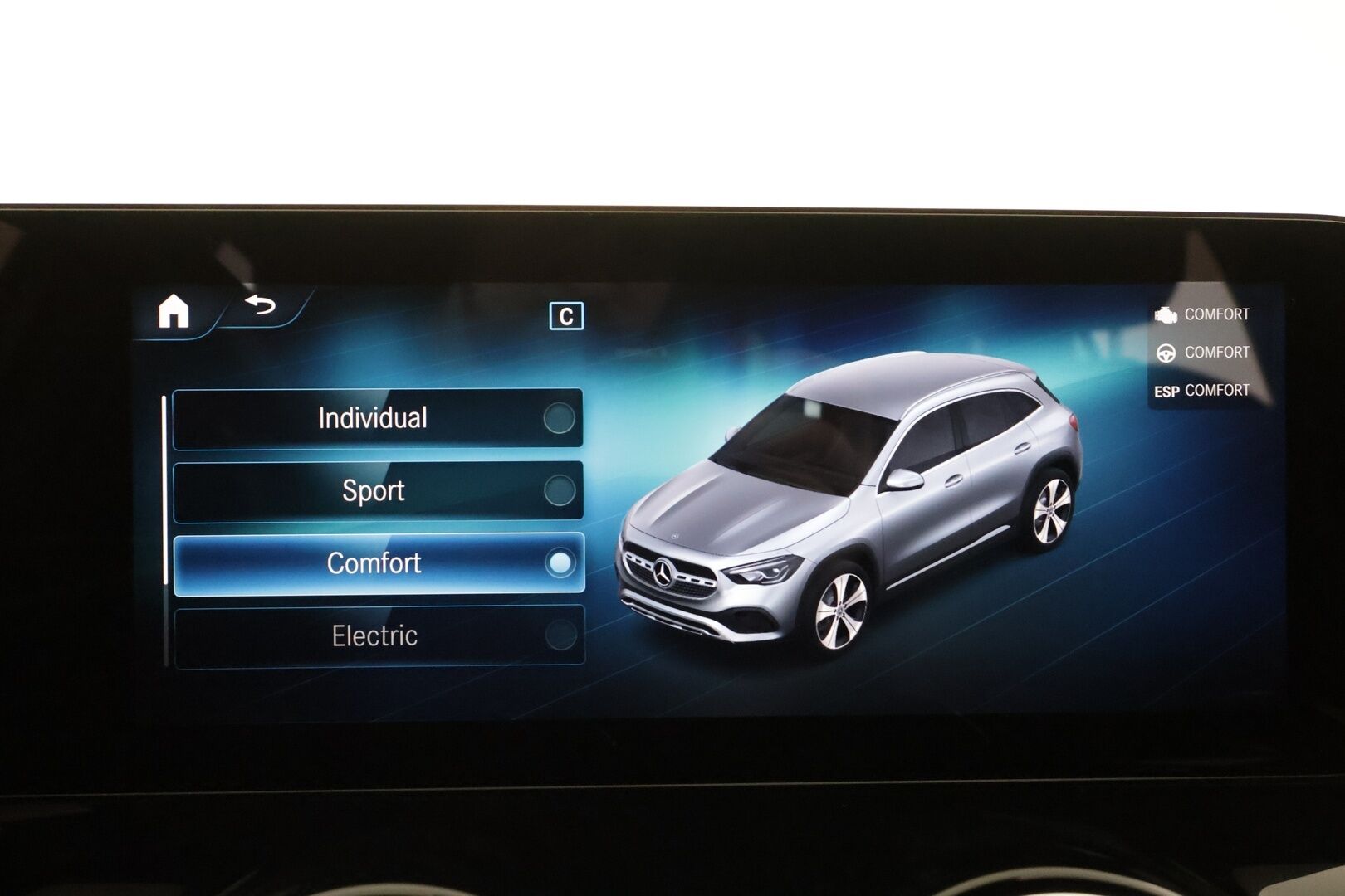 Mercedes-Benz GLA 2022 250 e A Business * Vakkari / Kaistavahti / P.Kamera / Puolinahat / LED / Sähköluukku / Lisälämmitin * - 1.Om Suomi-auto / Kahdet renkaat aluvanteilla / Juuri katsastettu - HULLUT AVAJAISHULINAT KORKOTARJOUS 3,29 %