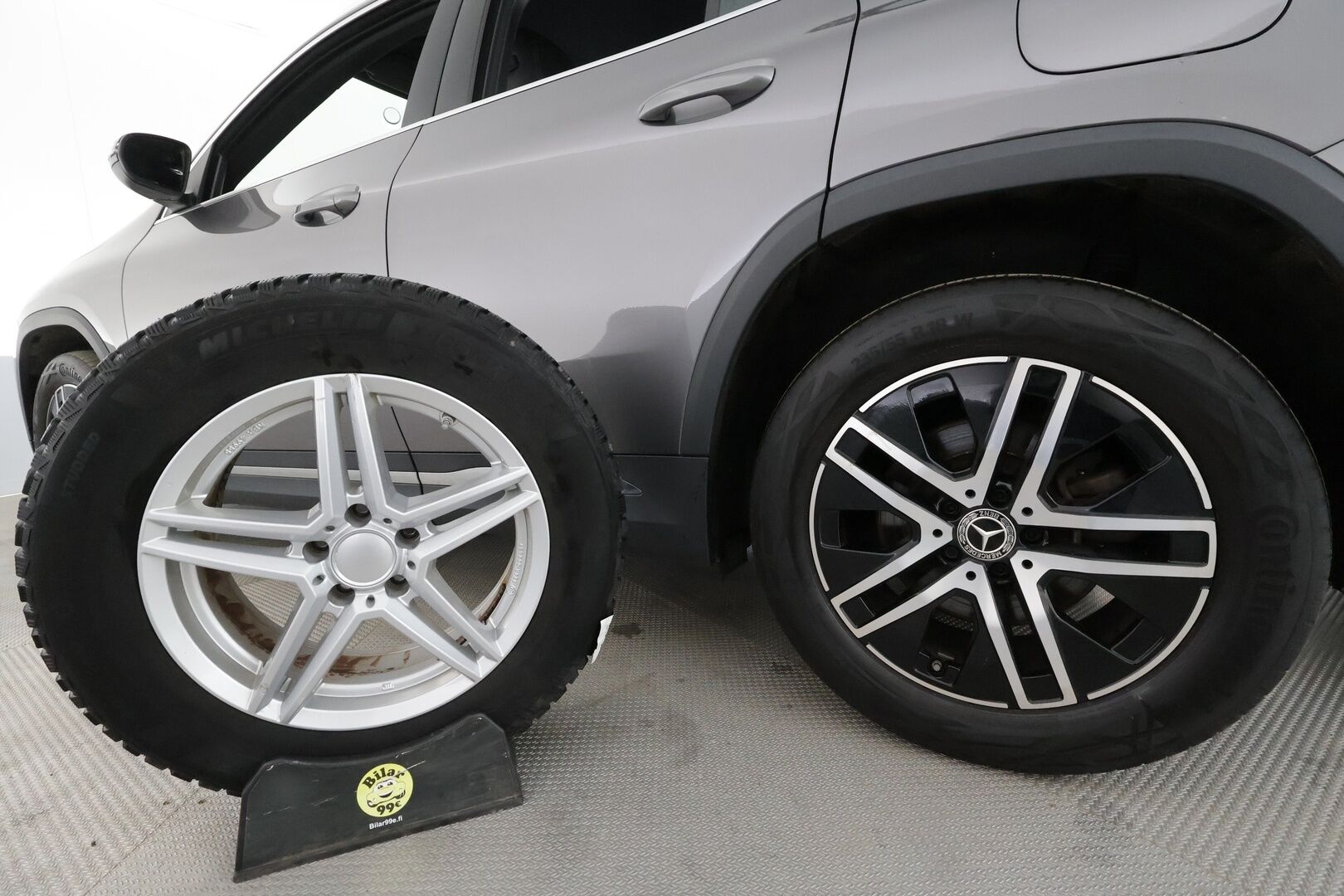 Mercedes-Benz GLA 2022 250 e A Business * Vakkari / Kaistavahti / P.Kamera / Puolinahat / LED / Sähköluukku / Lisälämmitin * - 1.Om Suomi-auto / Kahdet renkaat aluvanteilla / Juuri katsastettu - HULLUT AVAJAISHULINAT KORKOTARJOUS 3,29 %