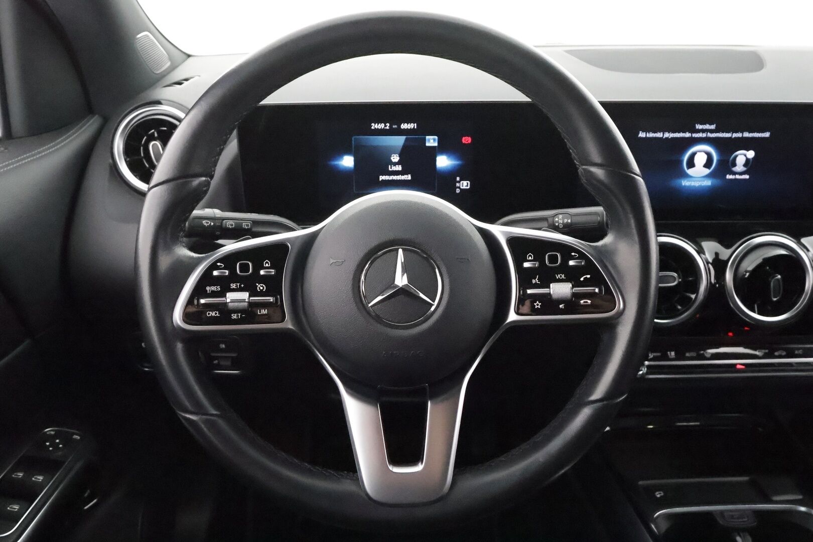Mercedes-Benz GLA 2022 250 e A Business - Vakkari | Kaistavahti | P.Kamera | Puolinahat | LED | Sähköluukku | Lisälämmitin