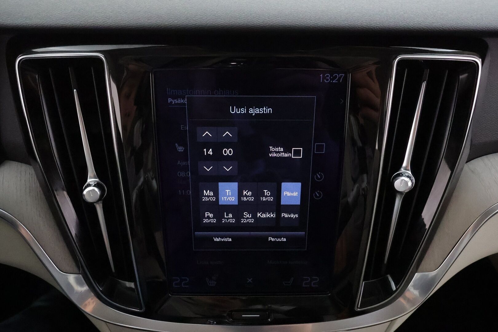 Volvo V60 2022 T6 AWD Long Range Inscription Edition aut * Pilot assist / Webasto / Koukku / Muistipenkit / P.kamera / Sporttinahat * - 1.Om Suomi-auto / 2x Lataus / Kahdet Renkaat