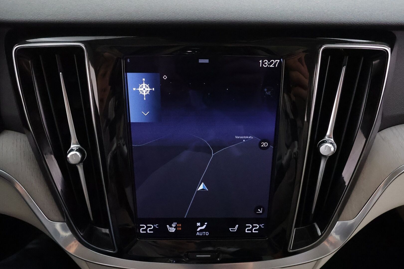 Volvo V60 2022 T6 AWD Long Range Inscription Edition aut * H&K / ACC / Webasto / Koukku / Muistipenkit / P.kamera / Sporttinahat * - 1.Om Suomi-auto / SoH 95,2 / 2x Vanteet - HULLUT AVAJAISHULINAT KORKOTARJOUS 3,29 %