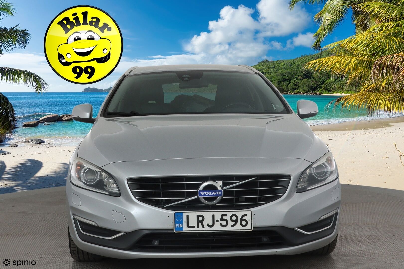 Volvo V60 2015 D4 AWD Ocean Race aut *Webasto / Vakkari / Koukku / P.tutkat / Digimittaristo / Nahat / BLIS* - Kahdet renkaat aluvanteilla / Juuri huollettu!