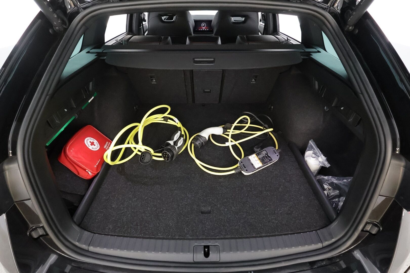 Skoda Octavia 2022 Combi 1.4 TSI PHEV RS iV DSG * ACC / Webasto / Matrix-LED / Hierovat muistipenkit / P.Kamera * - 1.Om Suomi-auto / 2x Lataus / Kahdet Renkaat