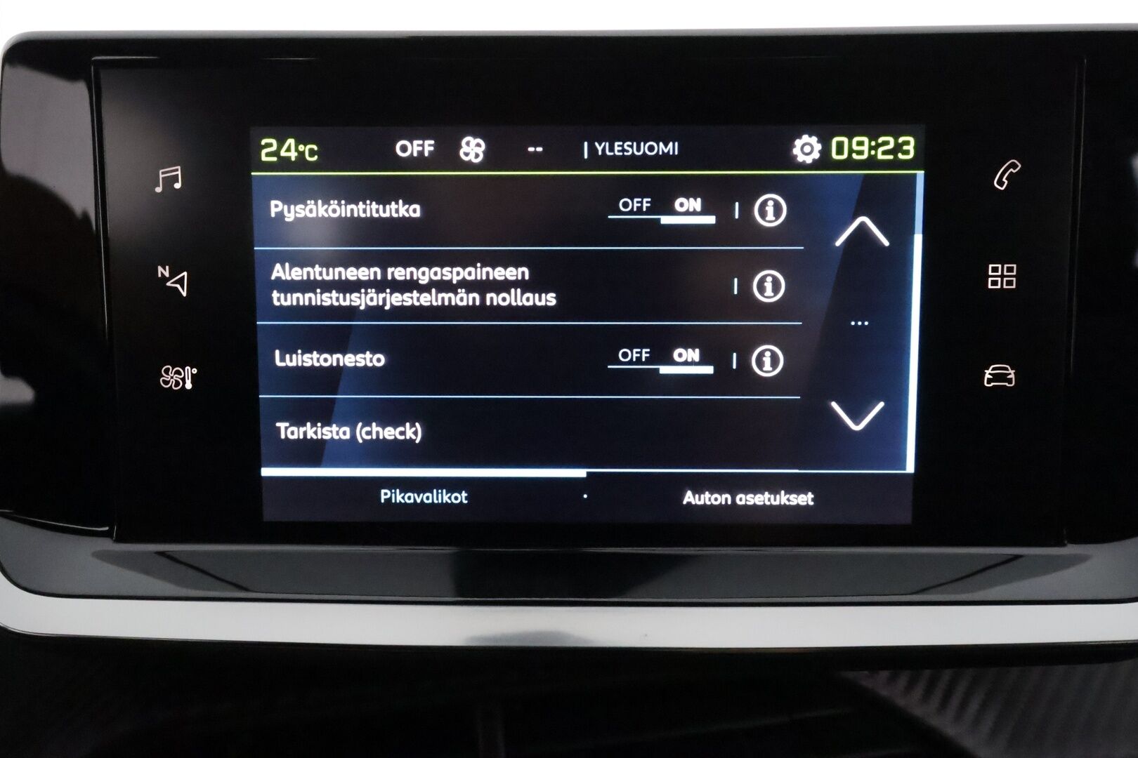 Peugeot e-2008 2022 GT 136 Aut **Lämpöpumppu / Adapt.Vakkari / Full LED / P.kamera / Kaistavahti / Katveavustin** - 1-om Suomi-auto / 2x Latauskaapelit / Kahdet Renkaat