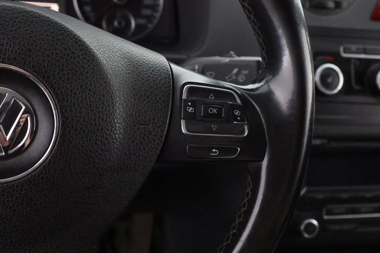 Volkswagen Caddy 2012 Trendline 2,0 TDI 81 kW, 4MOTION - ALV / Webasto / Vetokoukku / Puolinahkasisusta / Juuri tullut!