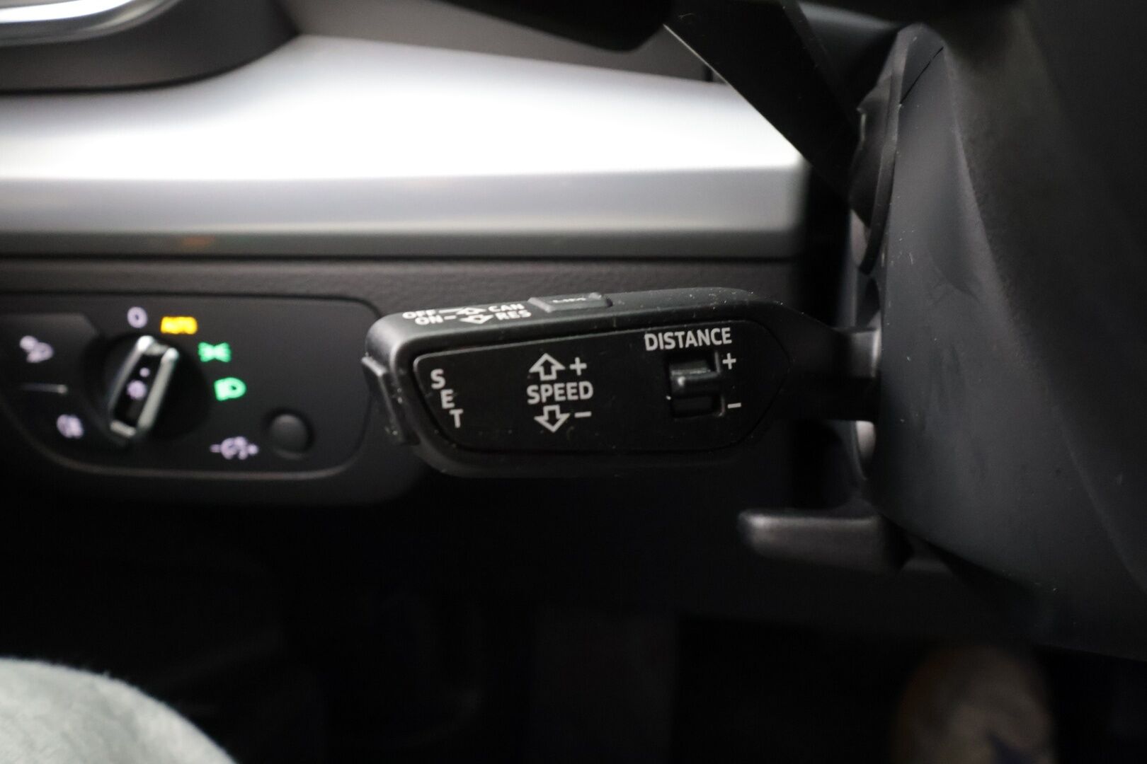 Audi Q5 2017 Business Sport 2,0 TDI 140 kW quattro S tronic * Webasto / Bang & Olufsen / Vetokoukku / Adapt.Vakkari / Sporttipenkit / Peruutustutkat - Kahdet renkaat / Siisti Yksilö / Poikkeukselliset varusteet! - HULLUT BLACKWEEK JATKOT - KORKOTARJOUS 2,49%