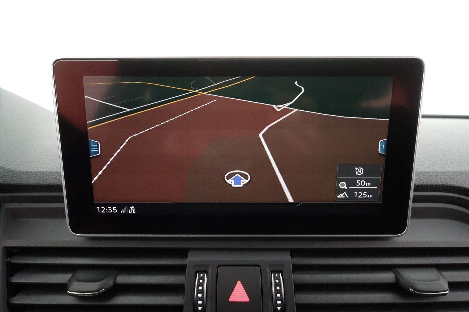 Audi Q5 2017 Business Sport 2,0 TDI 140 kW quattro S tronic * Webasto / Bang & Olufsen / Vetokoukku / Adapt.Vakkari / Sporttipenkit / Peruutustutkat - Kahdet renkaat / Siisti Yksilö / Poikkeukselliset varusteet! - HULLUT BLACKWEEK JATKOT - KORKOTARJOUS 2,49%