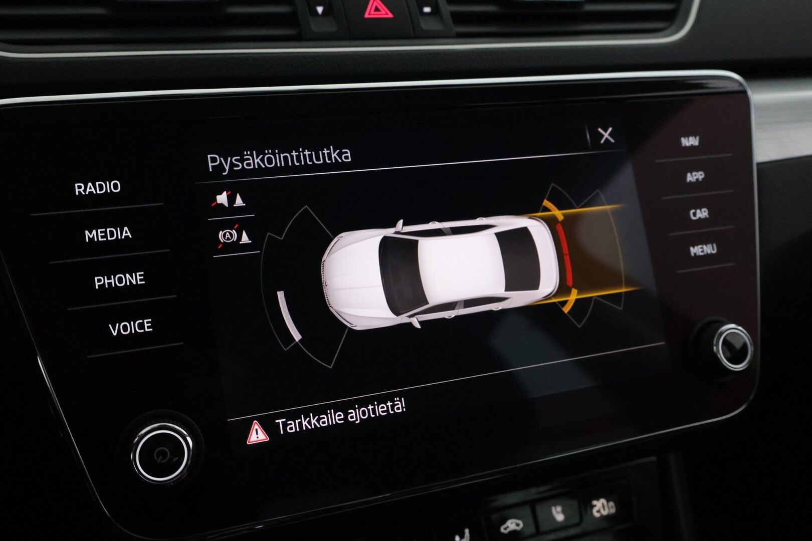 Skoda Superb 2022 1.5 TSI ACT Ambition DSG Autom. - | Webasto | Ilmastoidut nahat | Muistipenkki | Koukku | Digimittaristo | Keyless | Ratinlämmitin | Apple CarPlay |