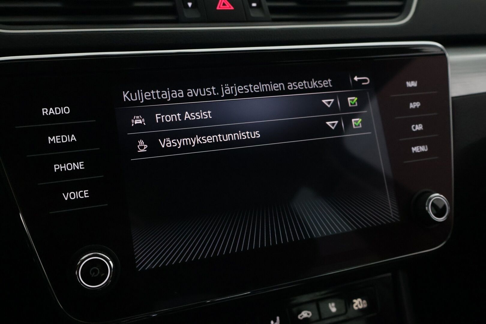 Skoda Superb 2022 1.5 TSI ACT Ambition DSG Autom. - | Webasto | Ilmastoidut nahat | Muistipenkki | Koukku | Digimittaristo | Keyless | Ratinlämmitin | Apple CarPlay |