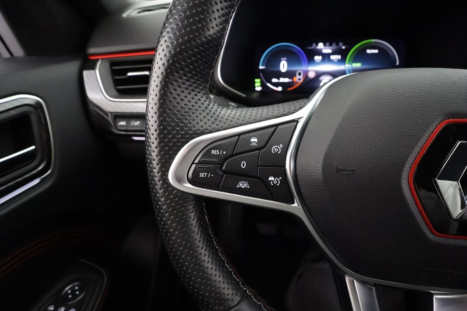 Renault Arkana 2023 E-TECH 145 Hybrid R.S. Line * Sisätilanlämmitin / ACC / LED / P.Kamera / Nahkaverhoilu / Kaistavahti / Navi * - Suomi-auto / Kahdet renkaat aluvanteilla