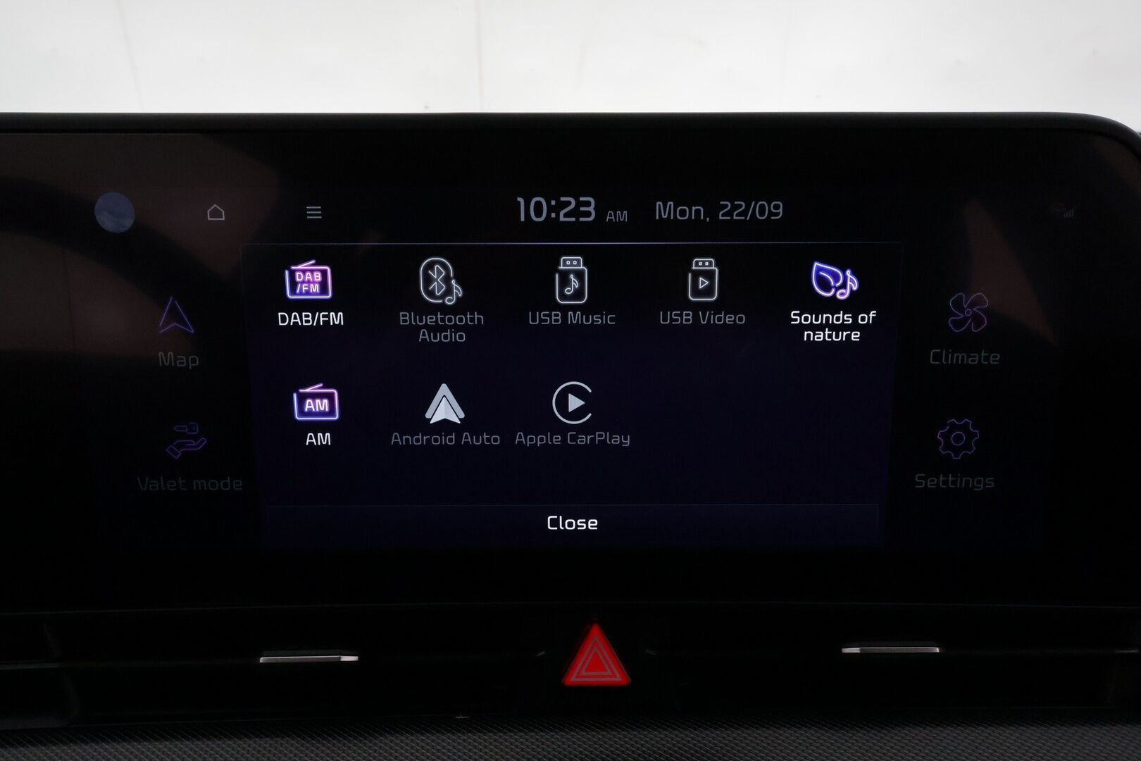 Kia Sportage 2022 1,6 T-GDI FWD Mild-Hybrid EX DCT 150hv **ACC / P.kamera / LED / Navi / Sähköpenkit / Koukku / Puolinahat** - 1.Om Suomi-auto / Kahdet renkaat aluvanteilla - HULLUT JOULUT KORKOTARJOUS 2,49% 