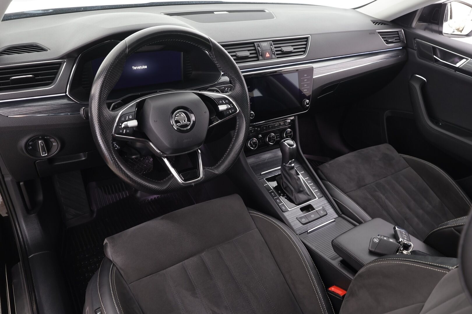 Skoda Superb 2023 2.0 TSI 190 Style DSG Autom. * ACC / Webasto / Koukku / Muistipenkit / P.kamera / Apple&Android* - 1.Om Suomi-auto / Kahdet Renkaat