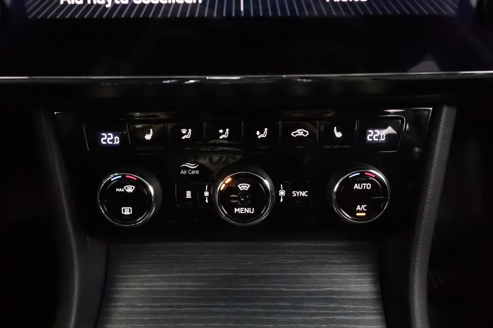 Skoda Superb 2023 2.0 TSI 190 Style DSG Autom. * ACC / Webasto / Koukku / Muistipenkit / P.kamera / Apple&Android* - 1.Om Suomi-auto / Kahdet Renkaat