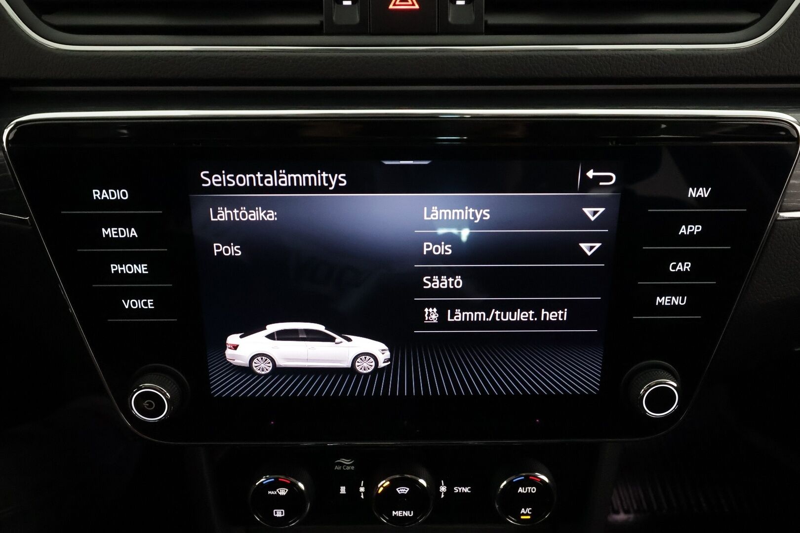 Skoda Superb 2023 2.0 TSI 190 Style DSG Autom. * ACC / Webasto / Koukku / Muistipenkit / P.kamera / Apple&Android* - 1.Om Suomi-auto / Kahdet Renkaat