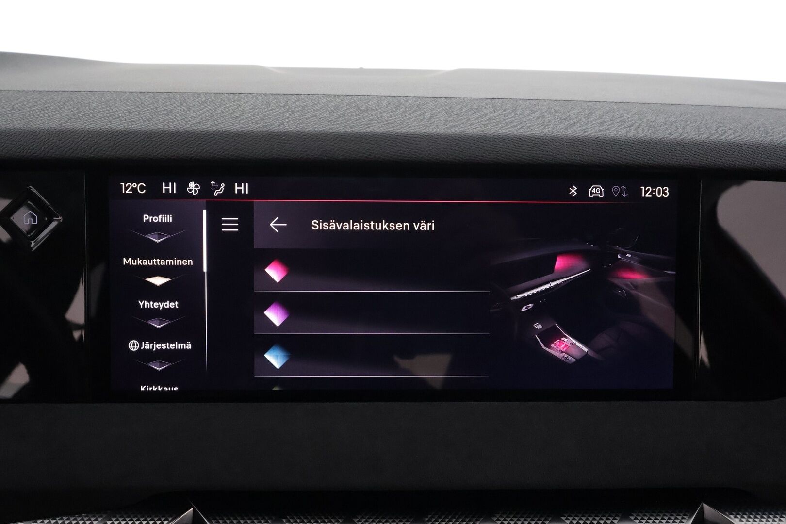 DS 4 2022 E-Tense Plug-in Hybrid 225 Performance Line * LED / P.Kamera / Kaistavahti / Digimittaristo / Vakkari / Apple&Android * - Suomi-auto / Akku kuntotarkastettu SoH 97% / Merkkihuollot / Kahdet renkaat aluvanteilla