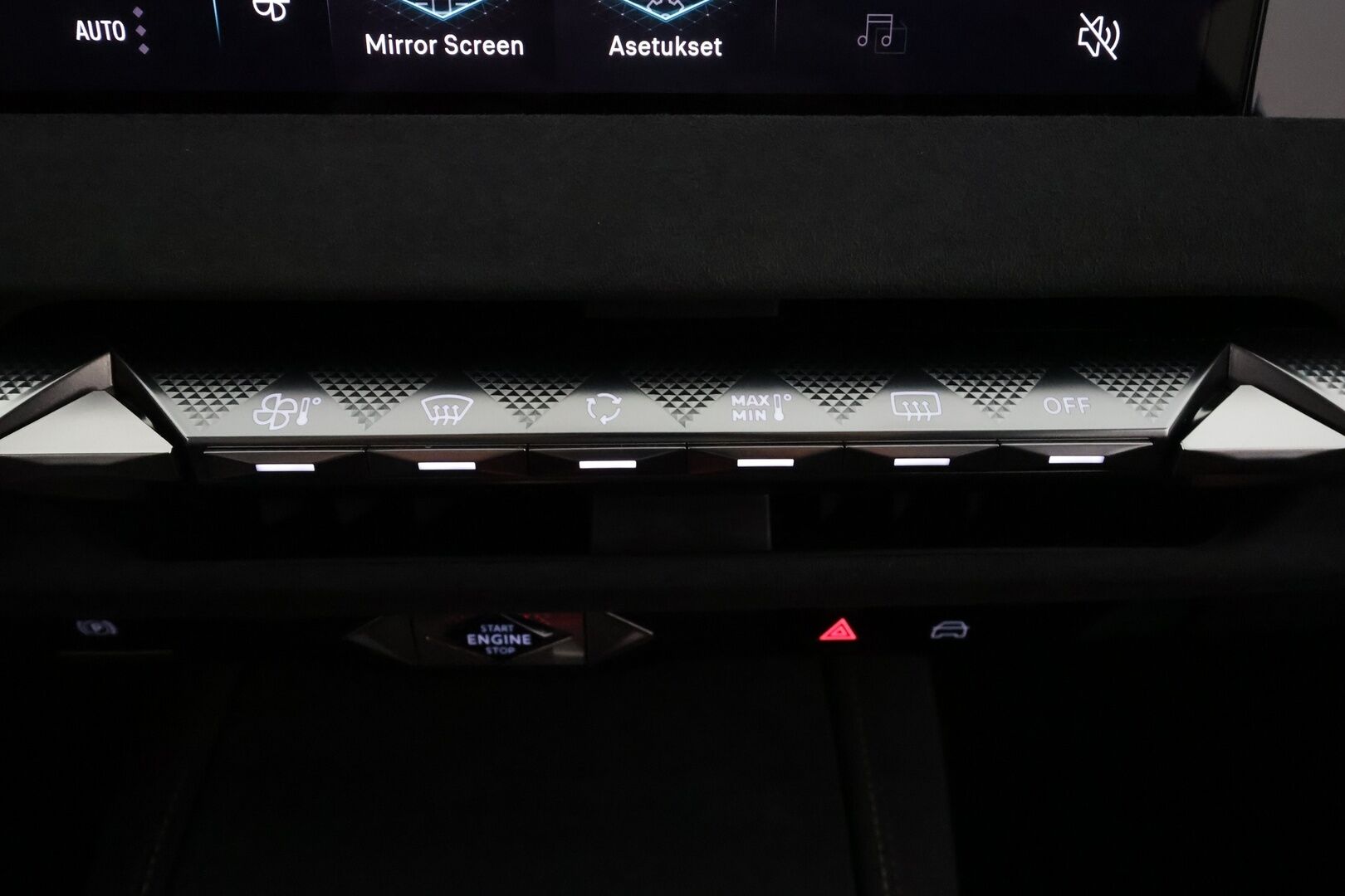 DS 4 2022 E-Tense Plug-in Hybrid 225 Performance Line * LED / P.Kamera / Kaistavahti / Digimittaristo / Vakkari / Apple&Android * - Suomi-auto / Akku kuntotarkastettu SoH 97% / Merkkihuollot / Kahdet renkaat aluvanteilla - HULLUT AVAJAISHULINAT KORKOTARJOUS 3,29 %