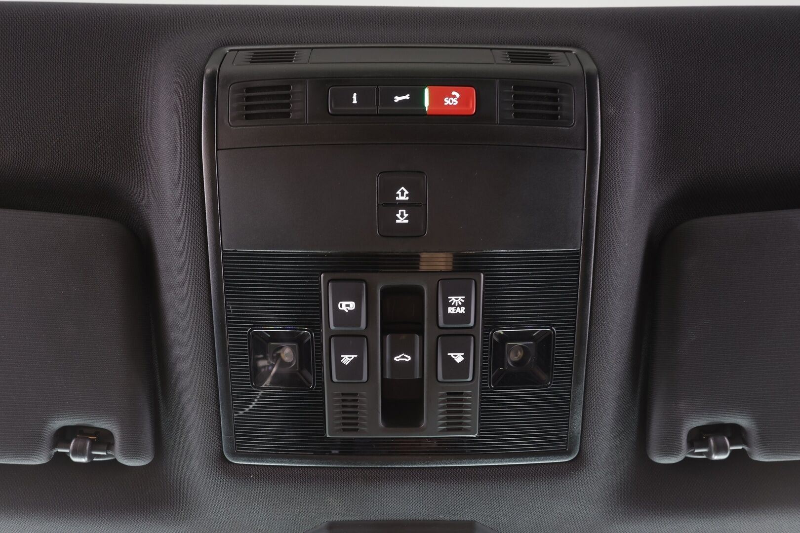 Skoda Superb 2023 Combi 2.0 TSI 280 4x4 L&K DSG Autom. - | ACC | Matrix | Ilm. muistinahat | 360° | Canton | Webasto | Panorama | Koukku | Suomi-auto | Kahdet renkaat aluvantein | Merkkiliikkeen huoltohistoria |