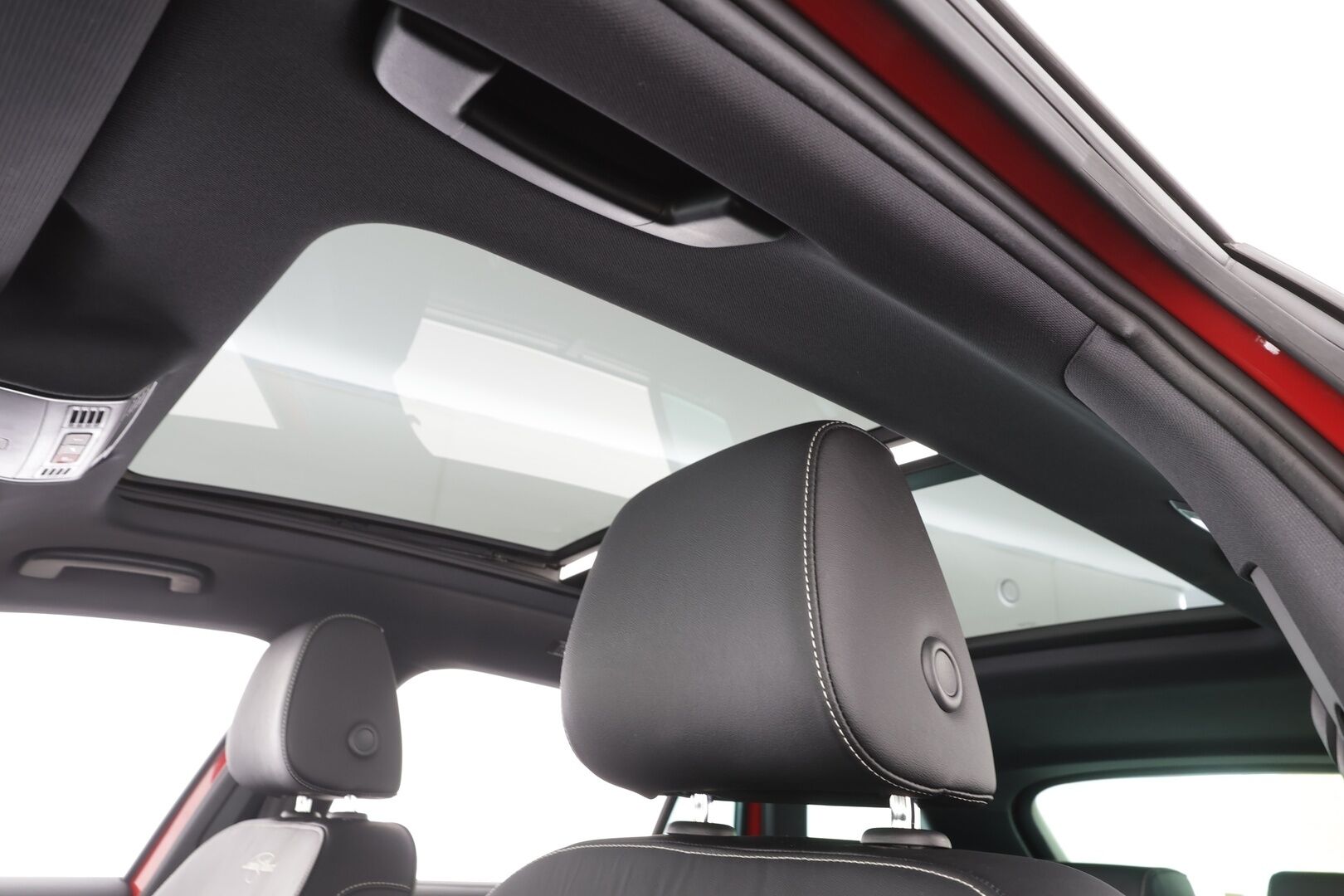 Skoda Superb 2023 Combi 2.0 TSI 280 4x4 L&K DSG Autom. - | ACC | Matrix | Ilm. muistinahat | 360° | Canton | Webasto | Panorama | Koukku | Suomi-auto | Kahdet renkaat aluvantein | Merkkiliikkeen huoltohistoria |