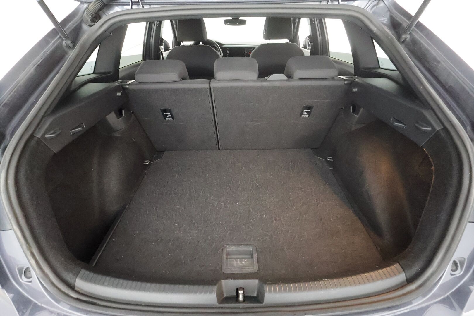 Volkswagen Taigo 2023 R-Line Business 1,5 TSI 110kW EVO DSG * Sisätilanlämmitin / ACC / Matrix-LED / Kaistavahti / P.Kamera / Digimittaristo * - 1-om Suomi-auto / Kahdet renkaat 