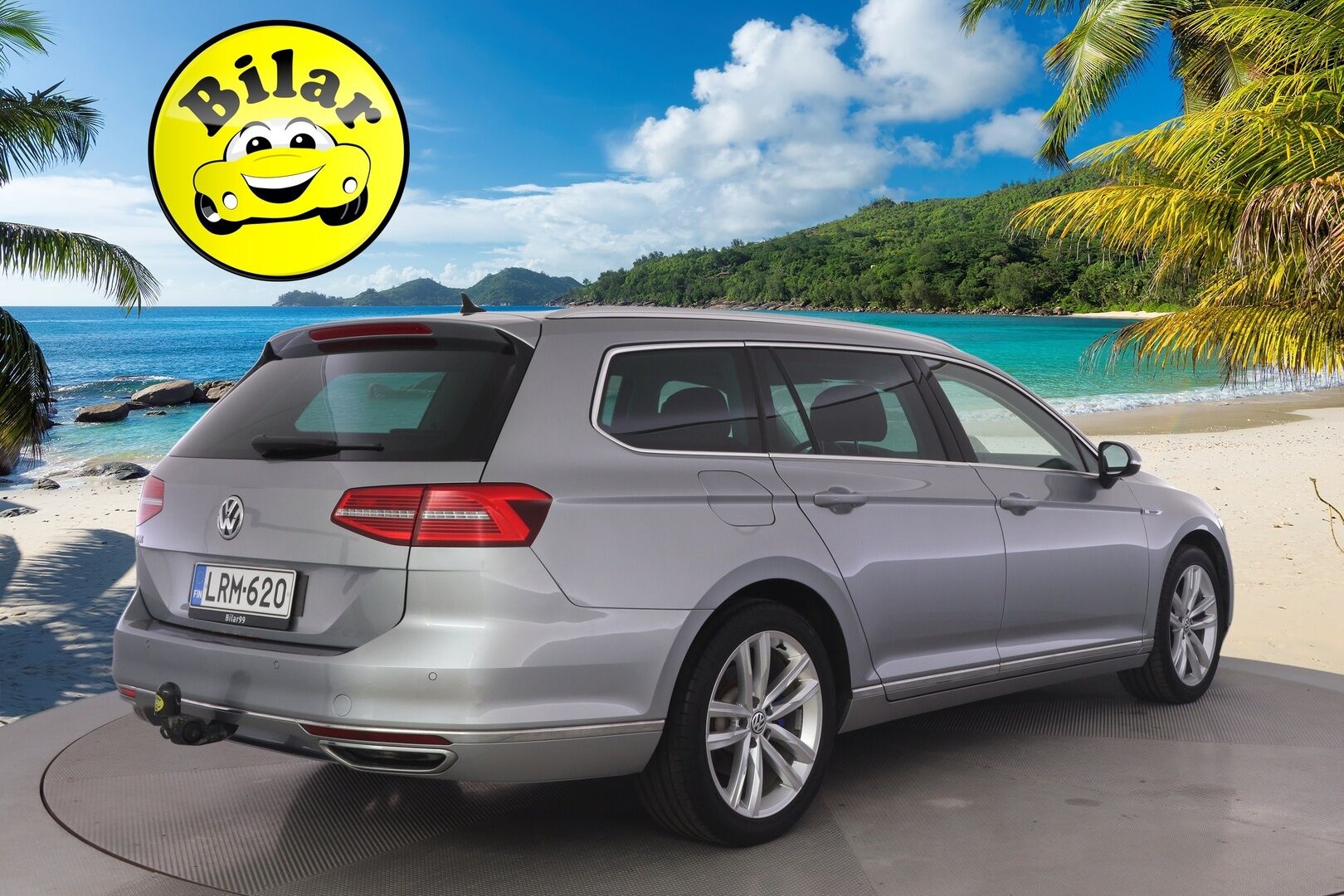 Volkswagen Passat 2018 Variant GTE Plug-In Hybrid 160 kW (218 hv) DSG-automaatti - ACC / Vetokoukku / Kamera / Keyless / Digimittari /  2x renkaat