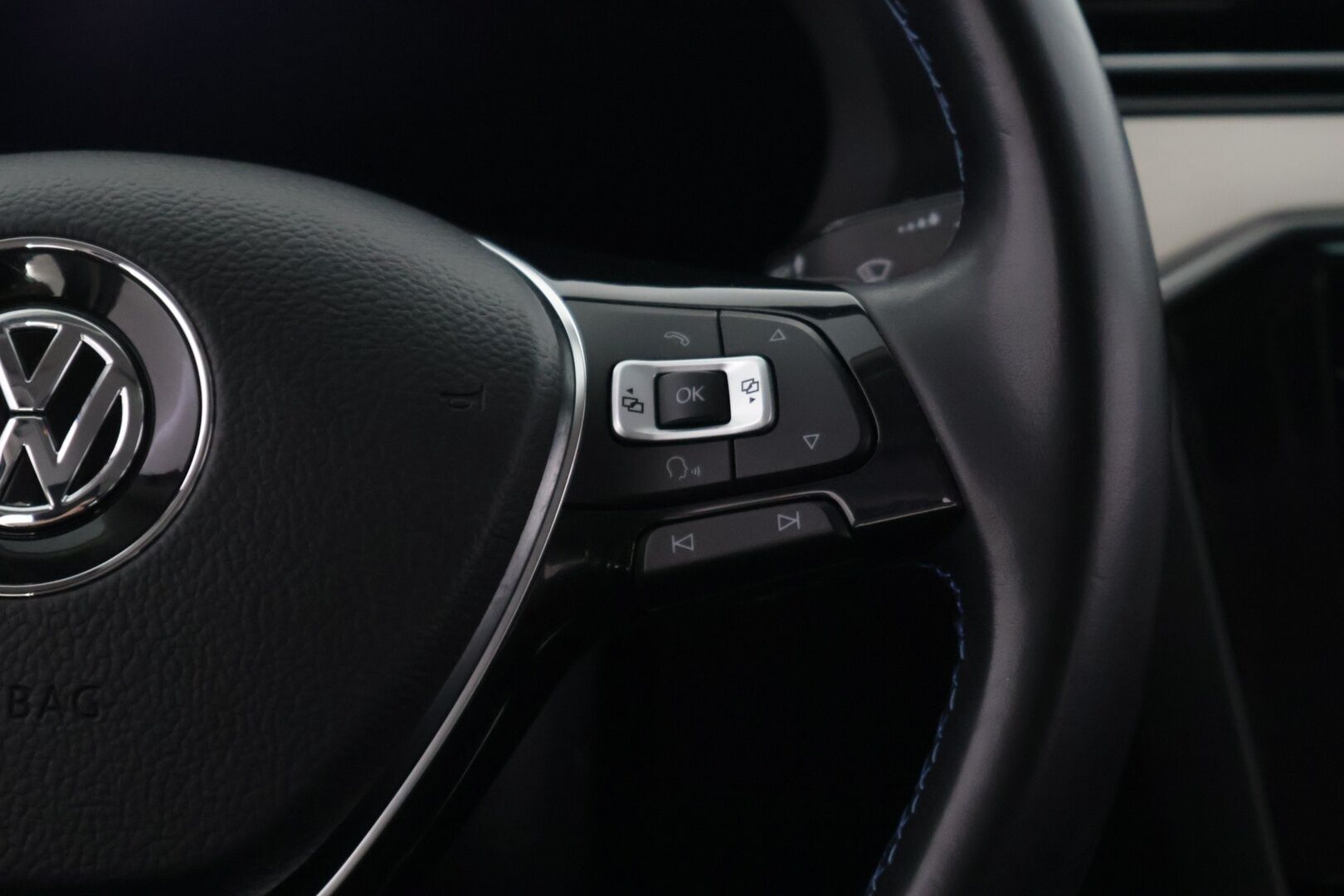 Volkswagen Passat 2018 Variant GTE Plug-In Hybrid 160 kW (218 hv) DSG-automaatti - ACC / Vetokoukku / Kamera / Keyless / Digimittari /  2x renkaat