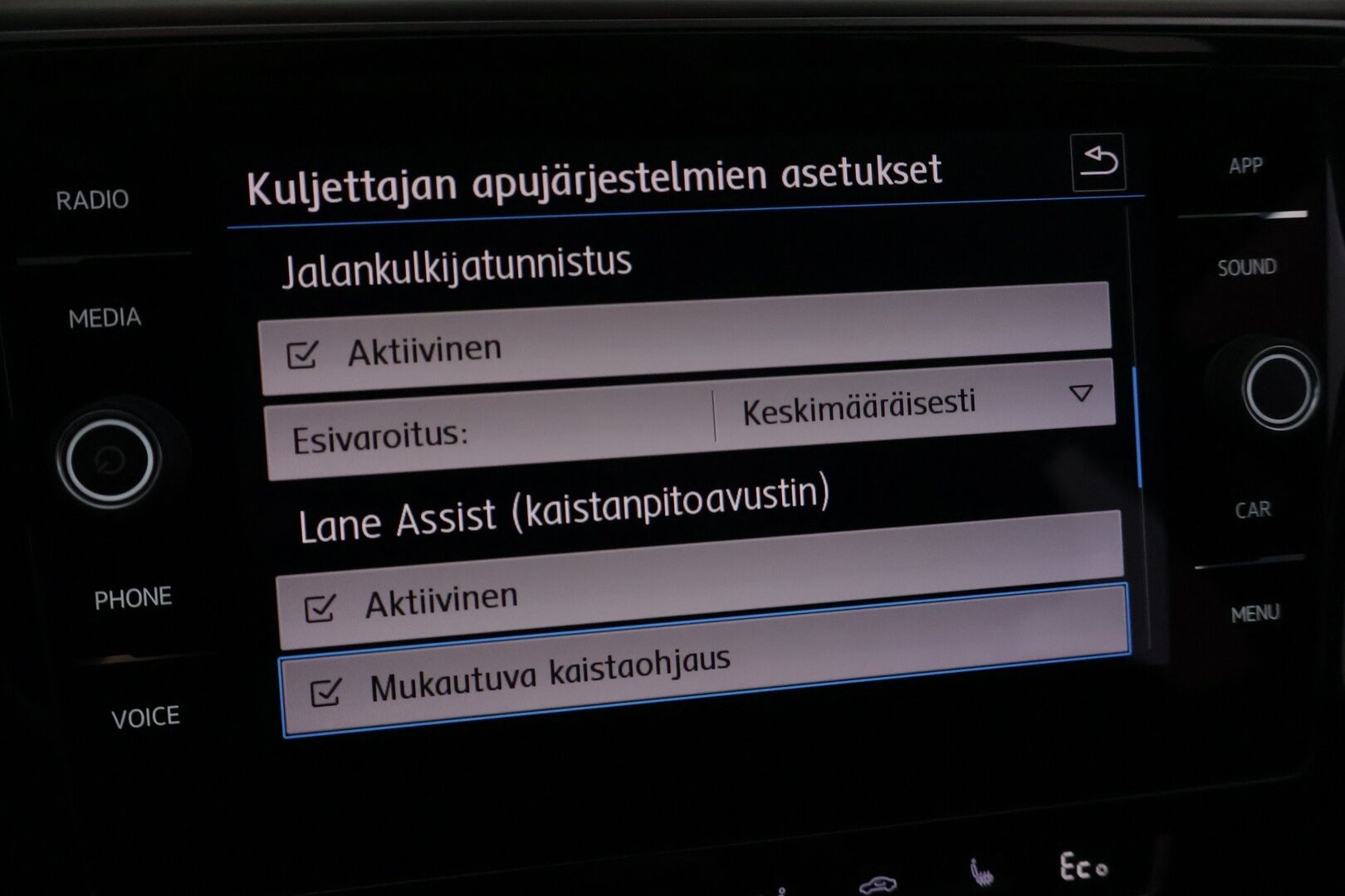 Volkswagen Passat 2018 Variant GTE Plug-In Hybrid 160 kW (218 hv) DSG-automaatti - ACC / Vetokoukku / Kamera / Keyless / Digimittari /  2x renkaat