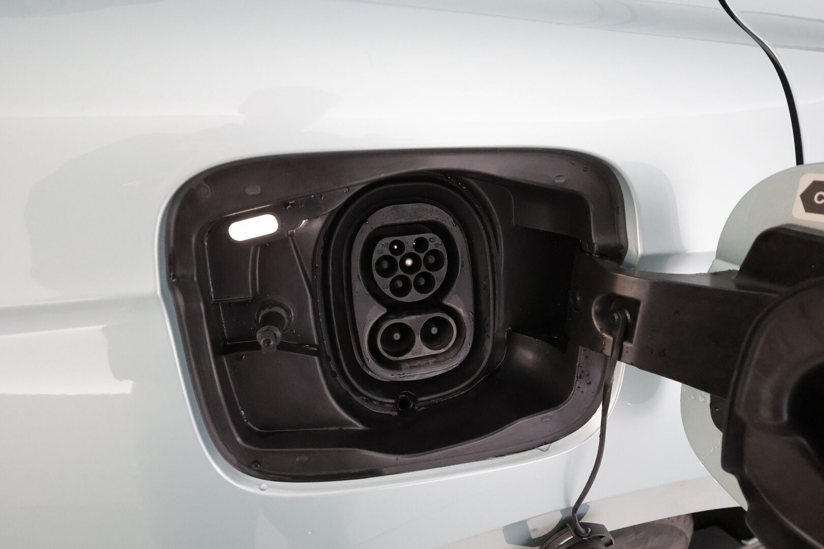 Skoda Enyaq 2023 60 iV * ILP / Koukku / ACC / LED / 360° / Navi / Kaistavahti / Digimittaristo / Keyless * - 1-om Suomi-auto / Kahdet renkaat / Merkkihuollettu!