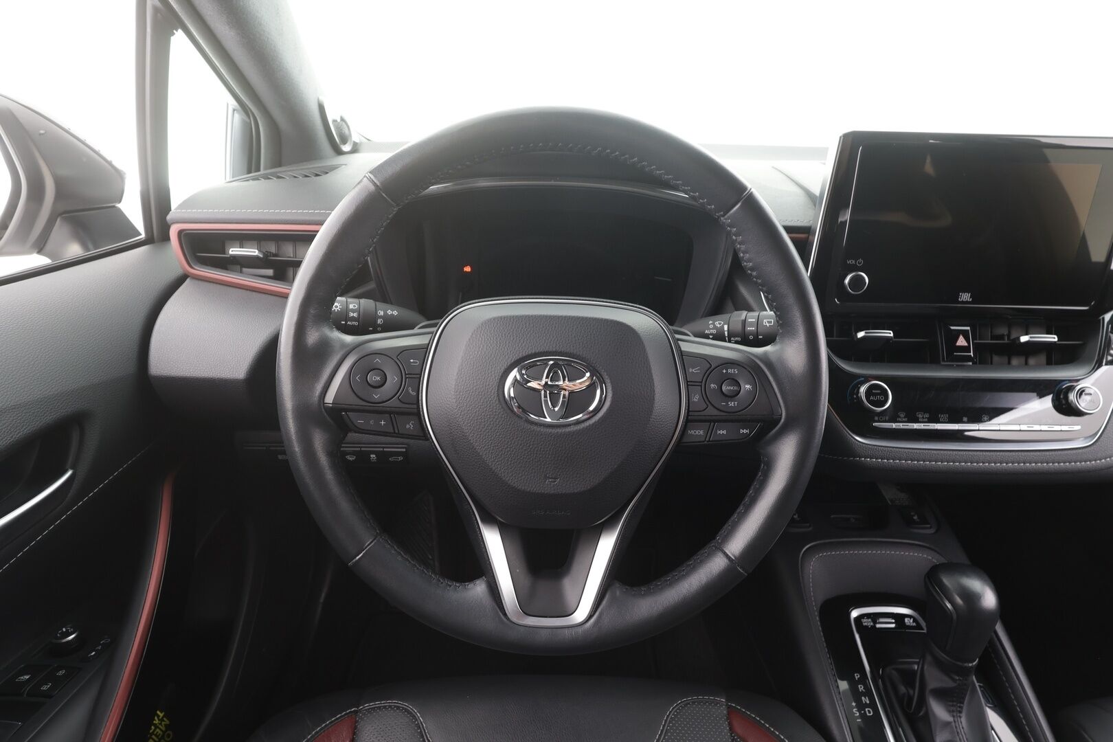 Toyota Corolla 2023 Touring Sports 2,0 Hybrid Premium Business - | ACC | HUD | JBL | Nahat | AHS-LED | LTA | BSM | Navi | Keyless | P.kamera | Sähk. takaluukku | 1-om suomiauto | Merkkihuollot | 