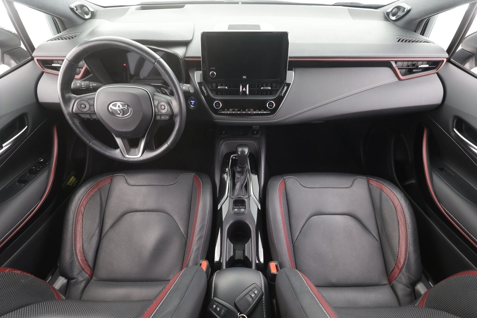 Toyota Corolla 2023 Touring Sports 2,0 Hybrid Premium Business - | ACC | HUD | JBL | Nahat | AHS-LED | LTA | BSM | Navi | Keyless | P.kamera | Sähk. takaluukku | 1-om suomiauto | Merkkihuollot | 