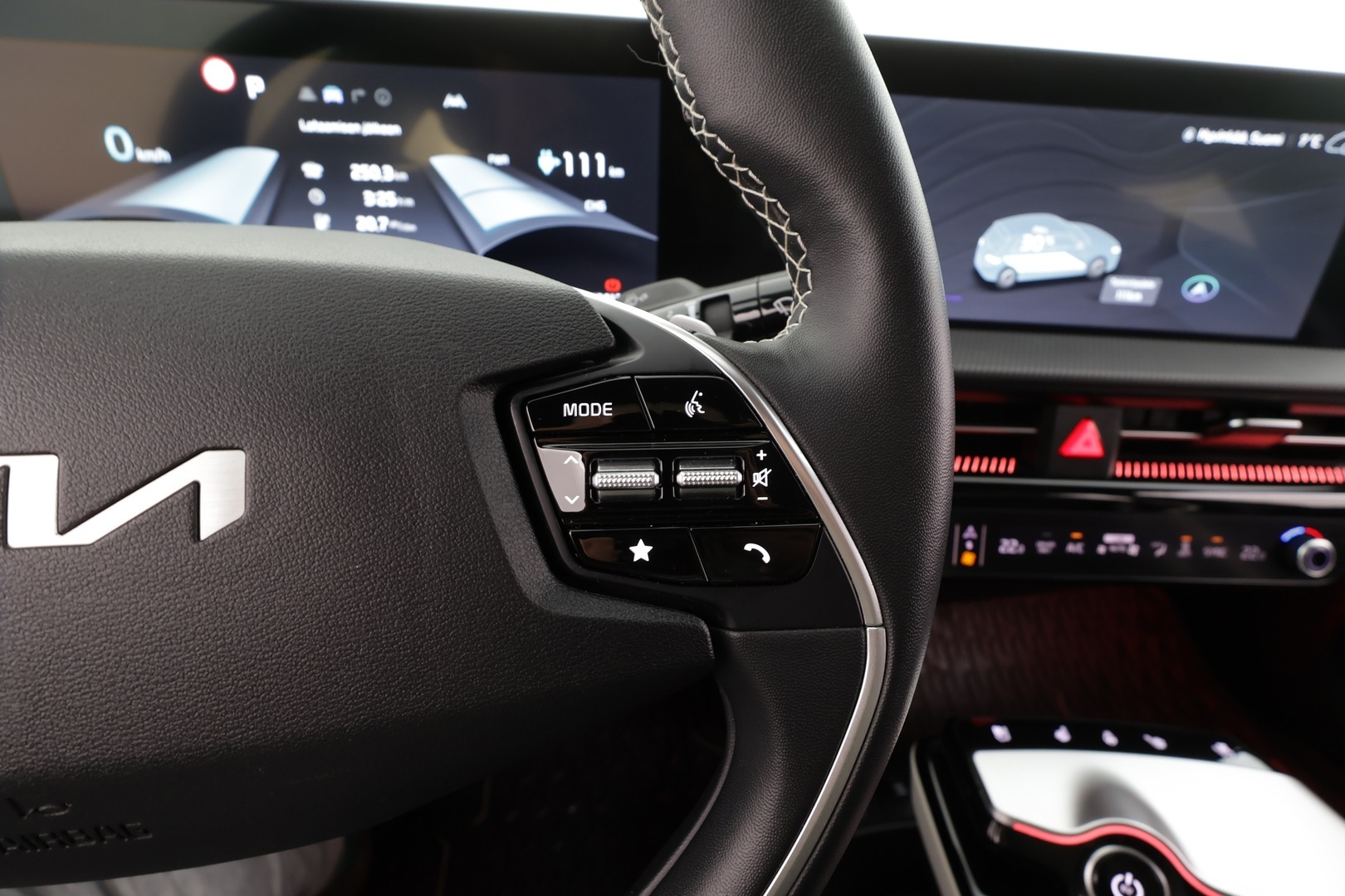 Kia EV6 2024 Edition AWD 77kWh 325hv GT-Line * Koukku / ACC / HUD / Meridian / 360° / ILP / Muistipenkki / LED / Navi / Ilmastoidut penkit * - 1.Om Suomi-auto / Kahdet renkaat aluvanteilla / Merkkihuollettu - Osta nyt, maksa vasta ensi vuonna