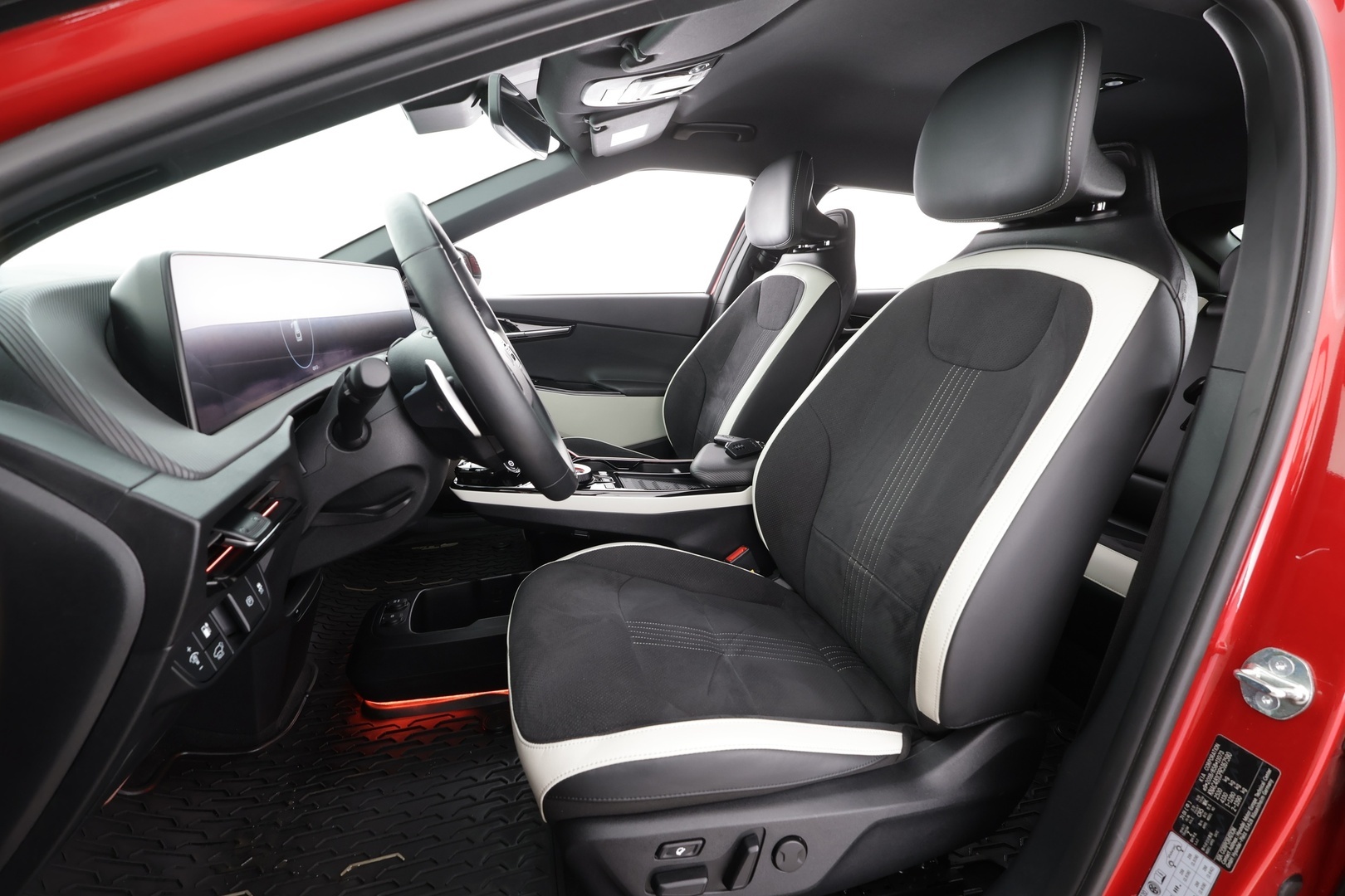 Kia EV6 2024 Edition AWD 77kWh 325hv GT-Line * Koukku / ACC / HUD / Meridian / 360° / ILP / Muistipenkki / LED / Navi / Ilmastoidut penkit * - 1.Om Suomi-auto / Kahdet renkaat aluvanteilla / Merkkihuollettu - Osta nyt, maksa vasta ensi vuonna