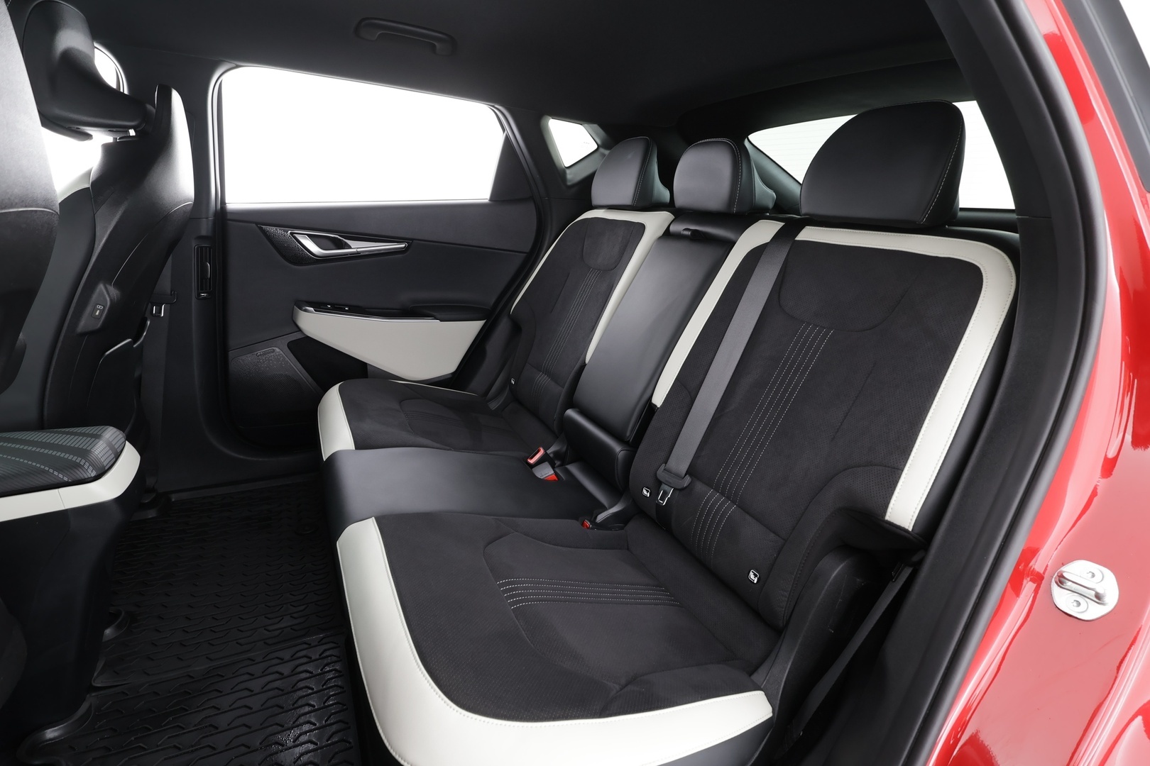 Kia EV6 2024 Edition AWD 77kWh 325hv GT-Line * Koukku / ACC / HUD / Meridian / 360° / ILP / Muistipenkki / LED / Navi / Ilmastoidut penkit * - 1.Om Suomi-auto / Kahdet renkaat aluvanteilla / Merkkihuollettu - Osta nyt, maksa vasta ensi vuonna