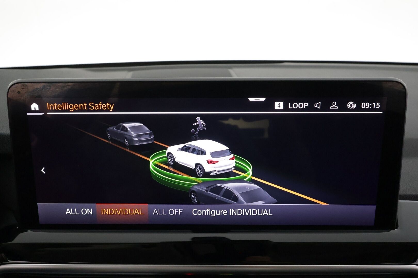 BMW X3 2023 G01 xDrive20d A Business MHEV * Webasto / Laser / Koukku / Vakkari / P.kamera / Sporttinahat / Sähköluukku * - 1.Om Suomi-auto / Kahdet renkaat aluvanteilla / Merkkihuollettu - HULLUT AVAJAISHULINAT KORKOTARJOUS 3,29 %