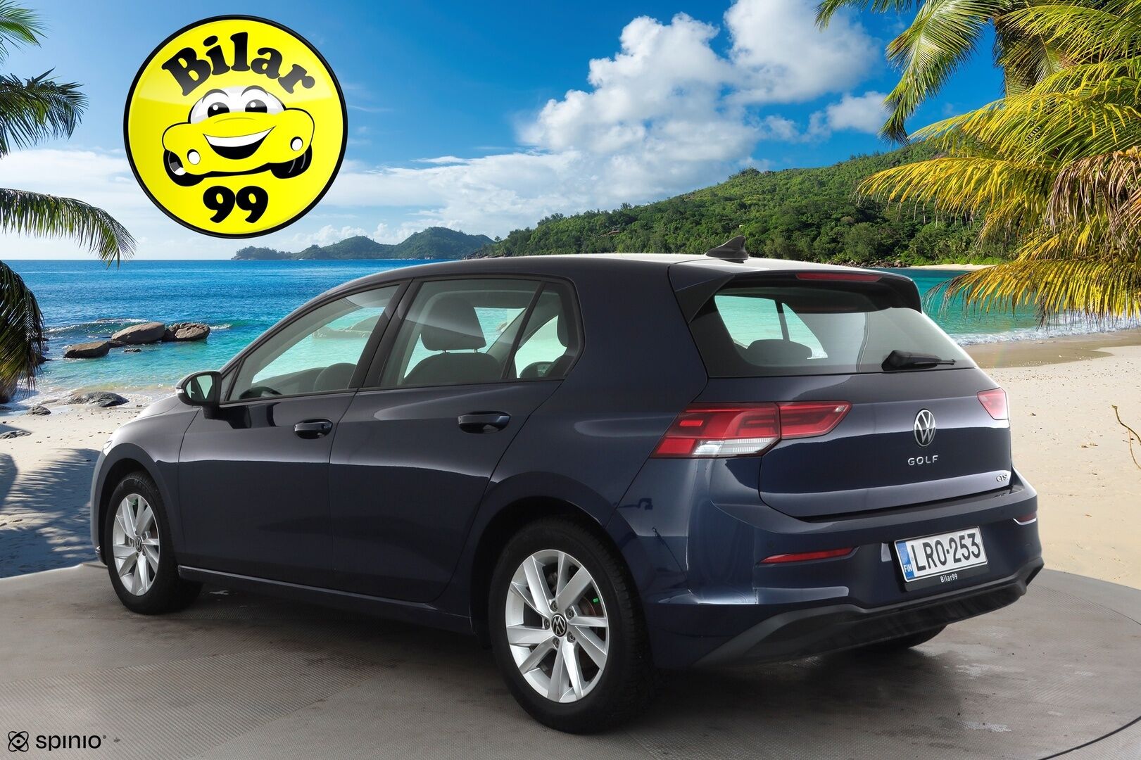 Volkswagen Golf 2022 Comfort Business 1,0 eTSI 81 kW (MHEV) DSG * Webasto / ACC / LED / P.Kamera / Kaistavahti / Keyless * - Suomi-auto / Kahdet renkaat aluvanteilla / VÄHÄN AJETTU