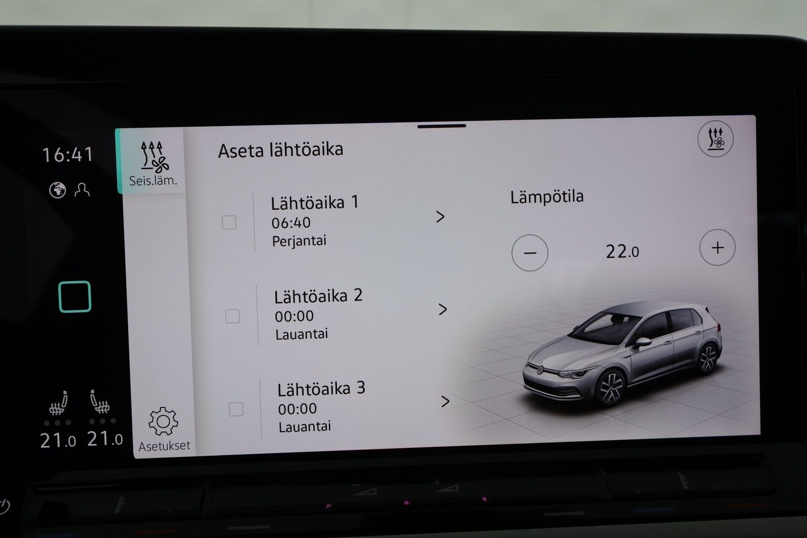 Volkswagen Golf 2022 Comfort Business 1,0 eTSI 81 kW (MHEV) DSG * Webasto / ACC / LED / P.Kamera / Kaistavahti / Keyless * - Suomi-auto / Kahdet renkaat aluvanteilla / VÄHÄN AJETTU