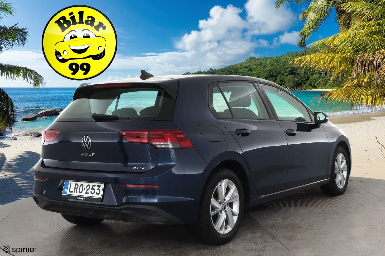 Volkswagen Golf 2022 Comfort Business 1,0 eTSI 81 kW (MHEV) DSG * Webasto / ACC / LED / P.Kamera / Kaistavahti / Keyless * - Suomi-auto / Kahdet renkaat aluvanteilla / VÄHÄN AJETTU