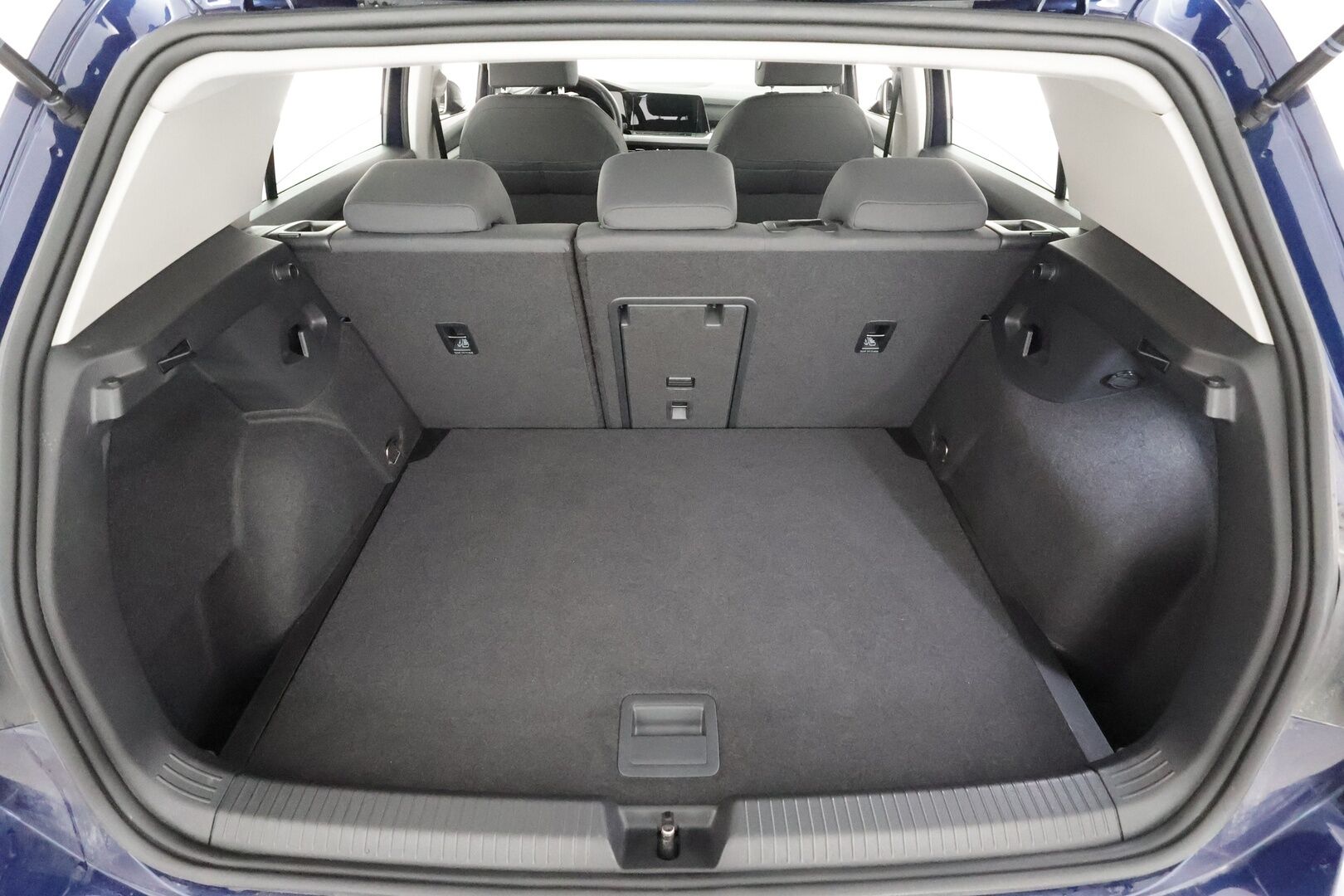 Volkswagen Golf 2022 Comfort Business 1,0 eTSI 81 kW (MHEV) DSG * Webasto / ACC / Digimittari / LED / P.Kamera / Kaistavahti / Keyless * - Suomi-auto / Kahdet renkaat aluvanteilla / VÄHÄN AJETTU - HULLUT AVAJAISHULINAT KORKOTARJOUS 3,29 %