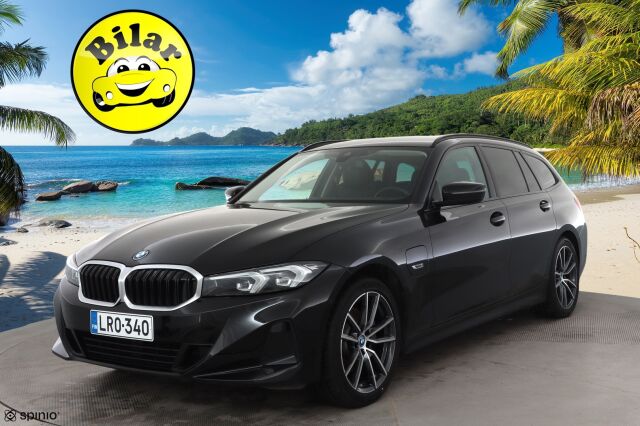 BMW 330 2023