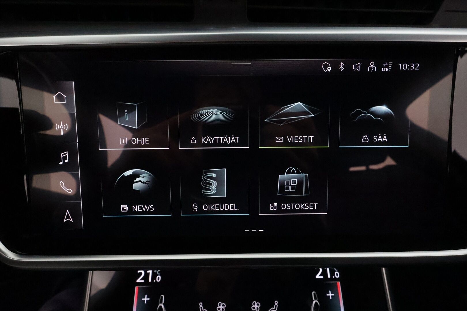 Audi A6 2021 Avant 55 TFSI e quattro S-tronic Electrified S Line / Adapt.Vakkari / Vetokoukku / Digimittaristo / Matrix / - 3,99 % KORKOTARJOUS TÄHÄN AUTOON 21.9. ASTI! - 