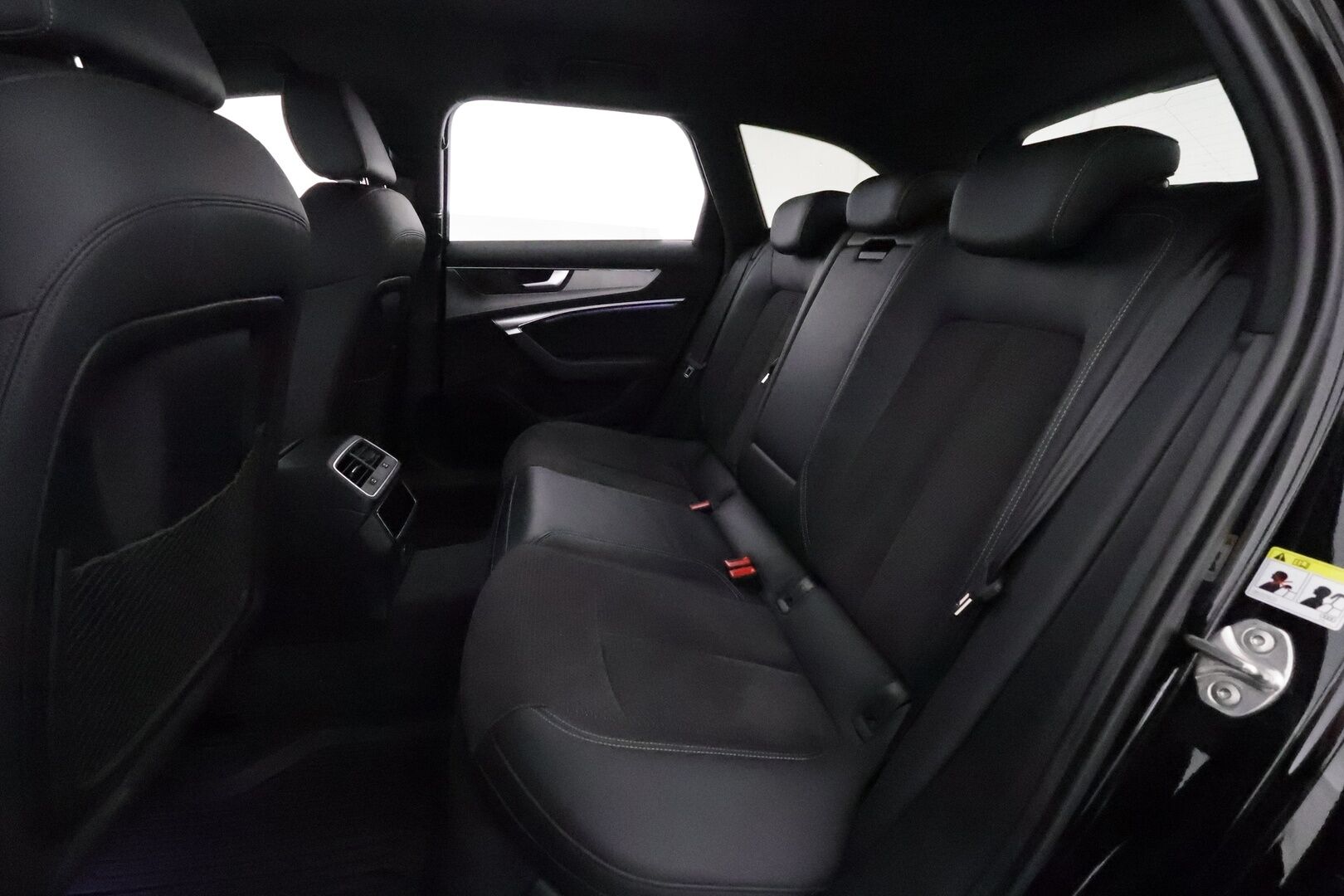 Audi A6 2021 Avant 55 TFSI e quattro S-tronic Electrified S Line / Adapt.Vakkari / Vetokoukku / Digimittaristo / Matrix / - 3,99 % KORKOTARJOUS TÄHÄN AUTOON 21.9. ASTI! - 