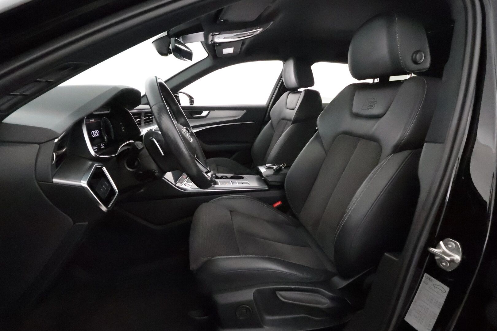 Audi A6 2021 Avant 55 TFSI e quattro S-tronic Electrified S Line / Adapt.Vakkari / Vetokoukku / Digimittaristo / Matrix / - 3,99 % KORKOTARJOUS TÄHÄN AUTOON 21.9. ASTI! - 
