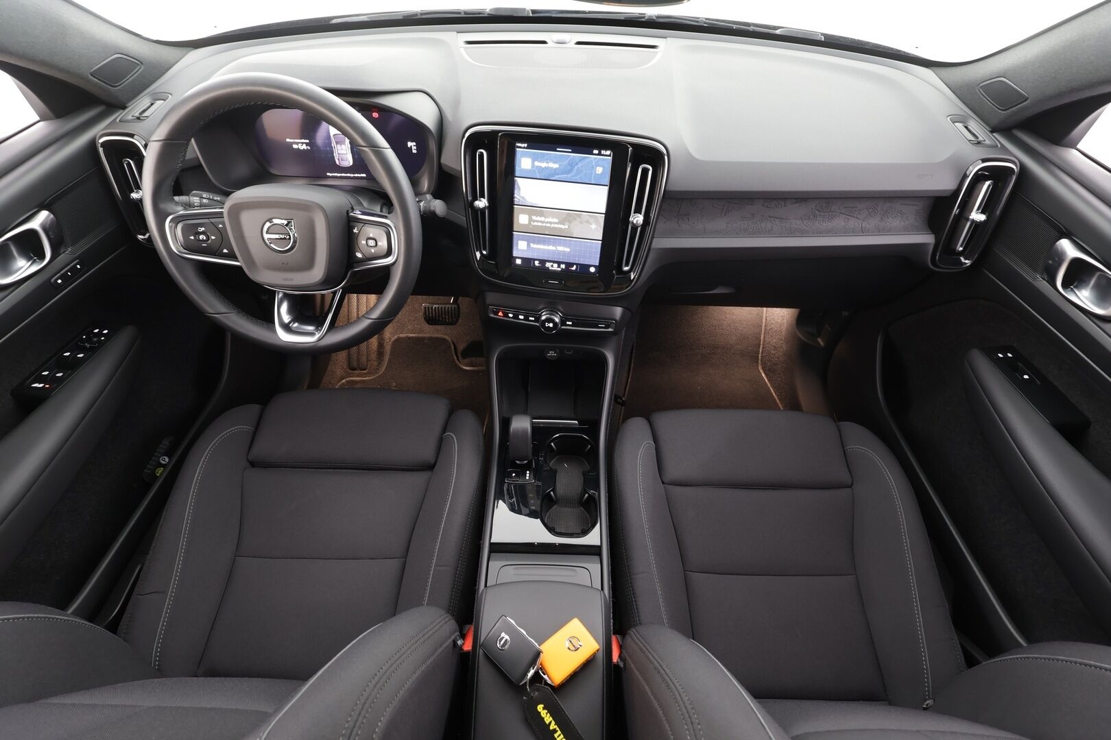 Volvo C40 2023 Recharge Single Plus aut * ACC / ILP / Lasikatto / Muistipenkki / P.kamera / BLIS / Navi / LED / Keyless * - 1.Om Suomi-auto / Kahdet renkaat aluvanteilla / Merkkihuollettu