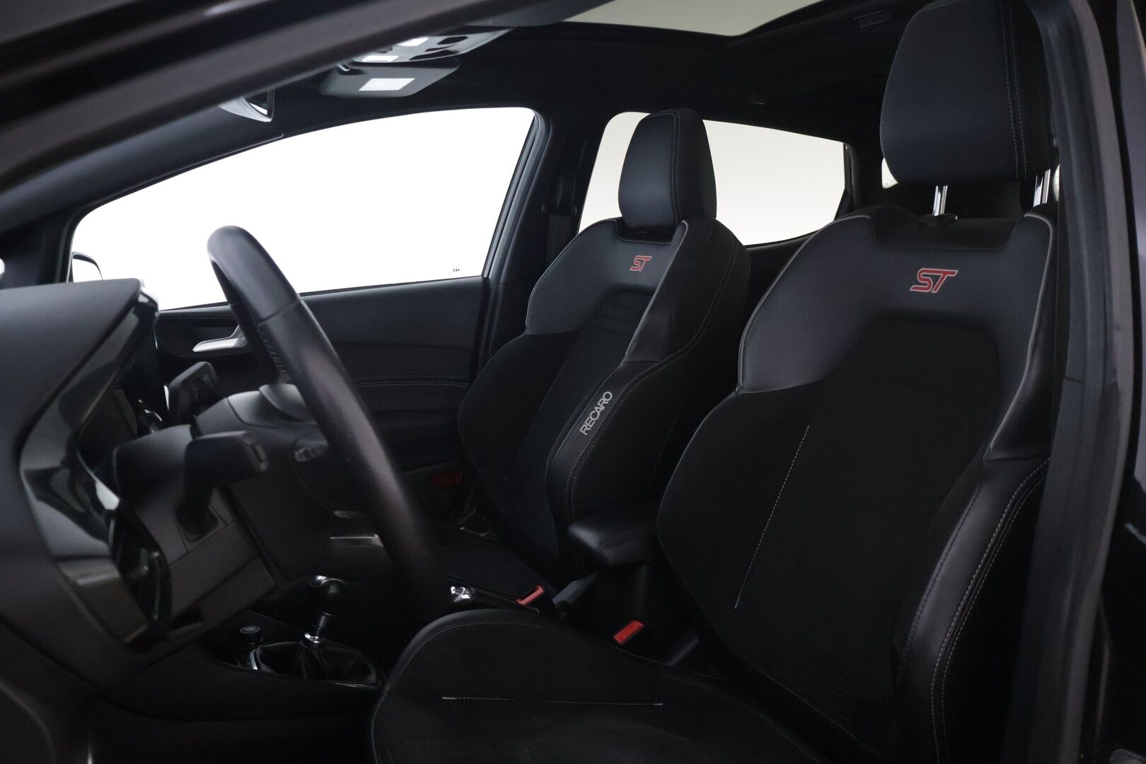 Ford Fiesta 2018 1,5 EcoBoost 200hv M6 ST 5-ovinen - | Panorama | Bang & Olufsen | Recaro | Performance | Peruutuskamera | Avaimeton kulku ja käynnistys | LSD | Car Play | 