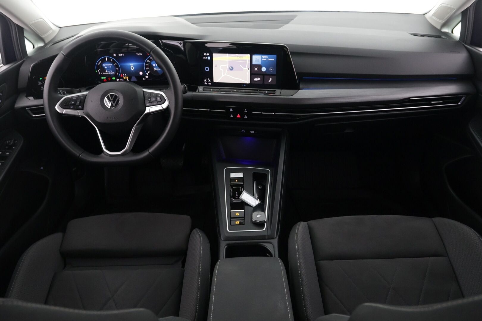 Volkswagen Golf 2021 Style eHybrid 150 kW (PHEV) DSG-automaatti - | ACC | Hierova etuistuin | Sporttipenkki muistilla | Metalliväri | Kaitapitoavustin |