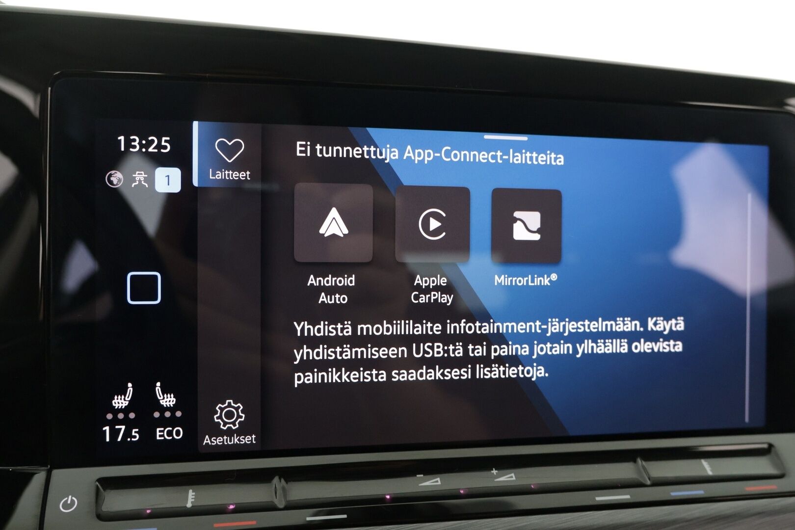 Volkswagen Golf 2021 Style eHybrid 150 kW (PHEV) DSG-automaatti - | ACC | Hierova etuistuin | Sporttipenkki muistilla | Metalliväri | Kaitapitoavustin |