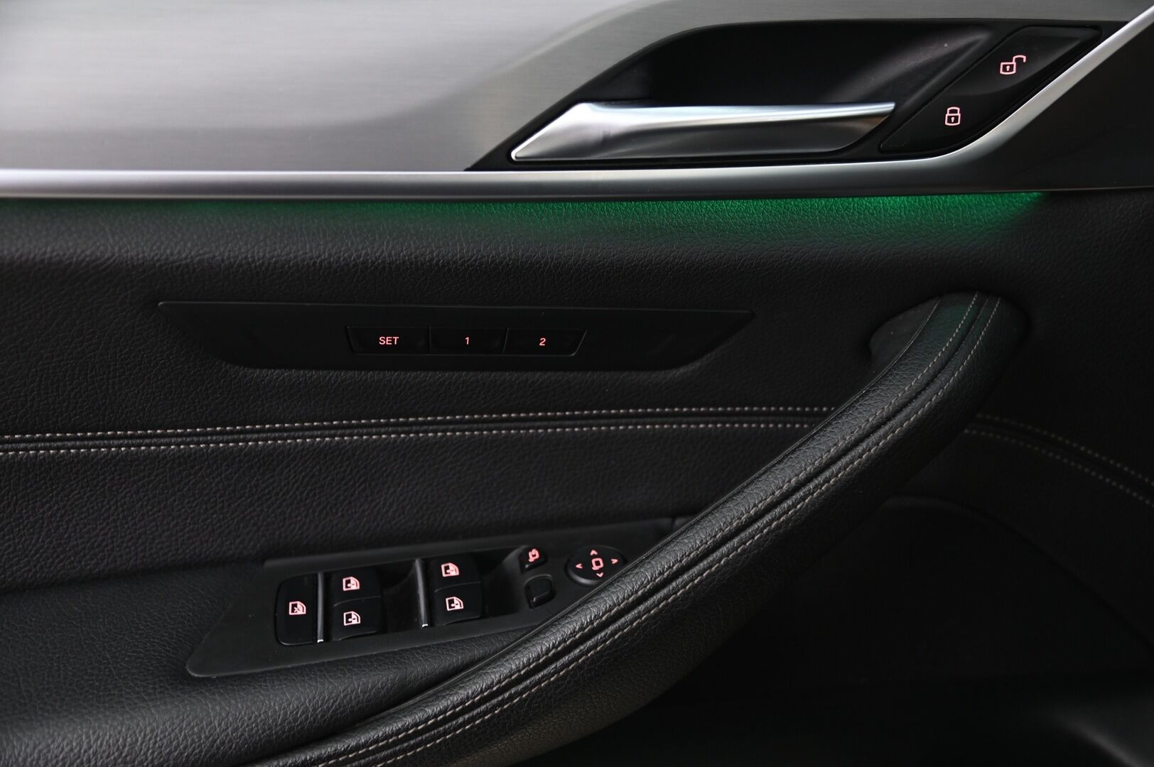 BMW 530 2019 G30 Sedan 530e A iPerformance*Ilmastoidut muistinahat / Shadowline / Proff.navi / Lämmitettävä ratti* - *Juuri tullut / 2x renkaat & vanteet* - HULLUT AVAJAISHULINAT KORKOTARJOUS 3,29 %